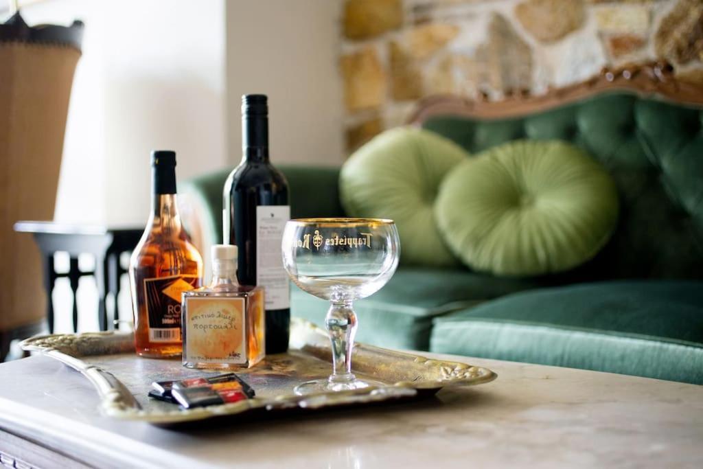 Queen's Stone Legend, Royal Living By Acropolis Holiday home Athens